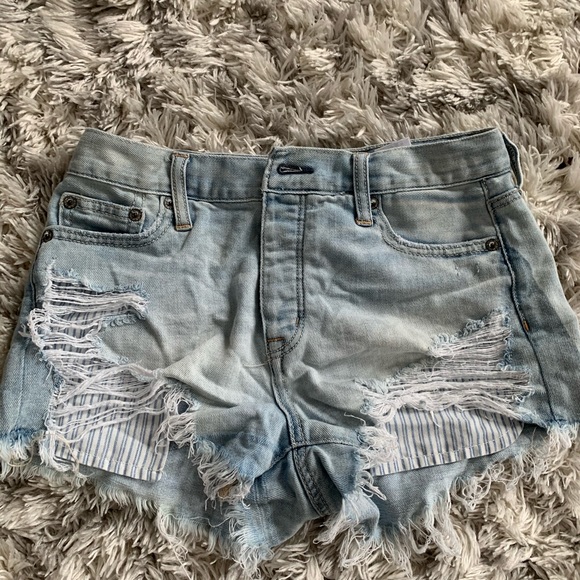 American Eagle vintage hi-rise festival shorts - Picture 2 of 4